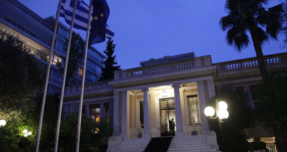 «Η κυβέρνηση έχει εξελιχθεί σε ένα σκληρό σύστημα εξουσίας και συμφερόντων»