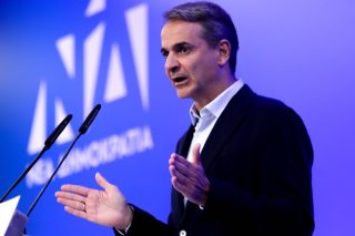Η ΝΔ «έκοψε» τις γρήγορες βίζες από Τουρκία