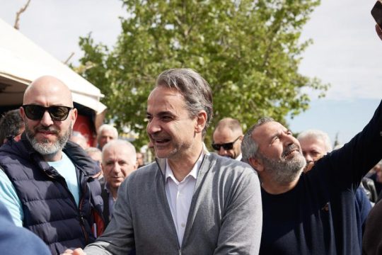 Απαράδεκτος Μητσοτάκης, επιμένει στην κινδυνολογία για το σχέδιο «Δήμητρα»