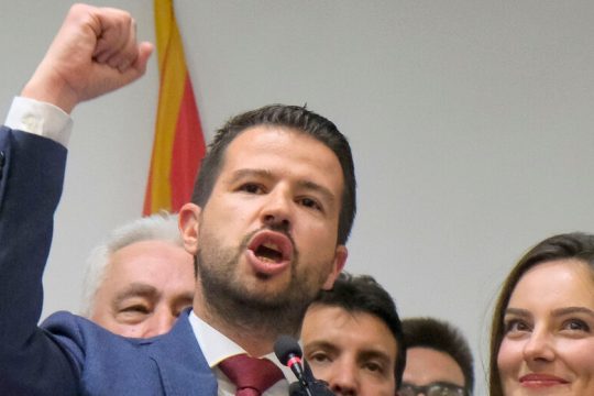 Αλλαγή φρουράς και… προσανατολισμού στο Μαυροβούνιο