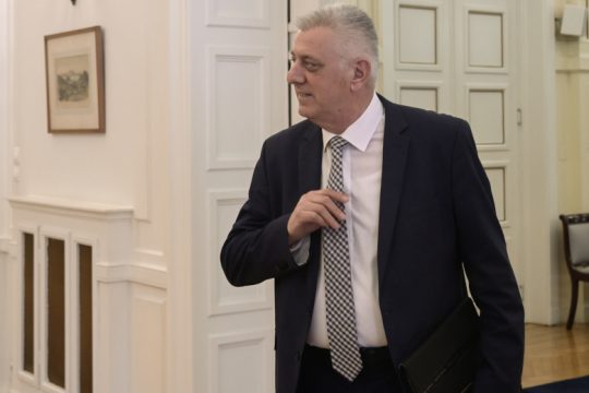 Ελληνική Λύση: Βαριές κουβέντες και αντεγκλήσεις μετά από ένα εκρηκτικό Σαββατοκύριακο