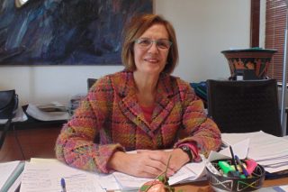 Μια γυναίκα που ήθελε να αλλάξει τον κόσμο με τα βιβλία