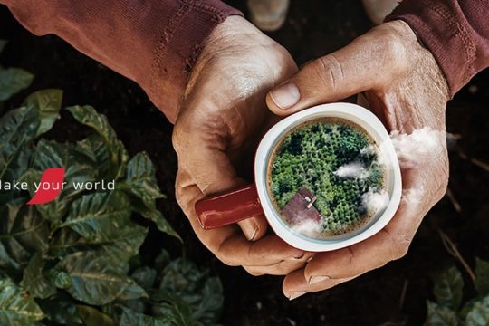 NESCAFÉ: «Περιμένεις περισσότερα από μια κούπα καφέ»