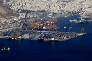 Ρύπανση από φορτηγό πλοίο στο Πέραμα