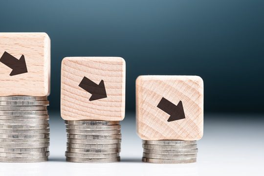 Πτώση του πληθωρισμού στην ευρωζώνη στο 6,9%