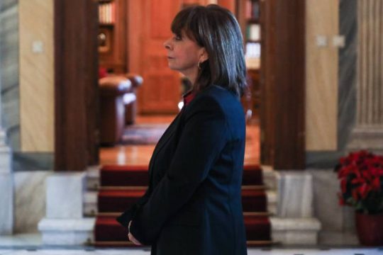 Μήνυμα της Προέδρου της Δημοκρατίας για την Ανάσταση με αναφορά στα Τέμπη
