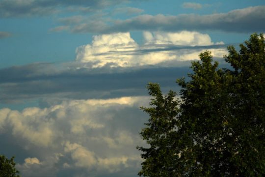 Βροχές και πτώση της θερμοκρασίας κυρίως στα ηπειρωτικά και το Αιγαίο