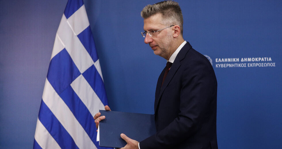 Ξεκίνησε η μάχη για την… τηλεμαχία