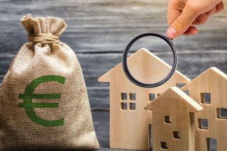 12μηνο «μορατόριουμ» στα στεγαστικά