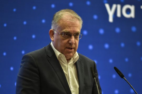Αντικατάσταση Θεοδωρικάκου από υπηρεσιακό υπουργό ζητά ο ΣΥΡΙΖΑ