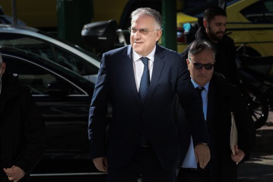ΣΥΡΙΖΑ: Ερωτήματα προς τον υπ. ΠΡΟΠΟ, για τον χειρισμό της υπόθεσης Καραϊβάζ