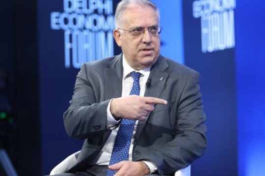 Ο κ. Θεοδωρικάκος σε άγρα ψήφων και «μακεδονομάχων» της Χρυσής Αυγής;