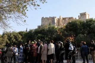 Μας πάνε για τουριστούπολη