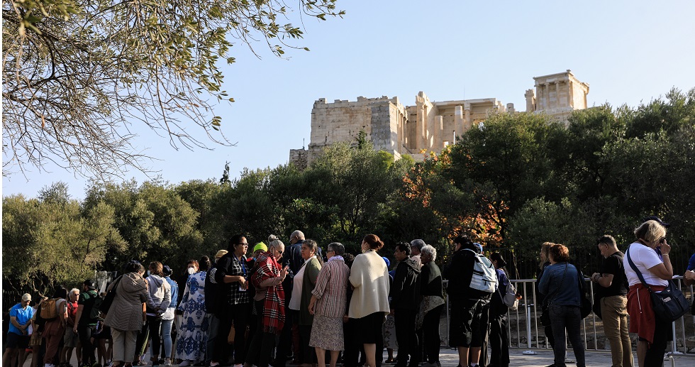 Μας πάνε για τουριστούπολη