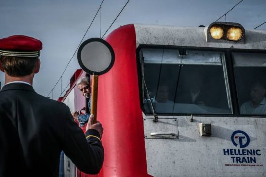 Επικοινωνιακό σόου με αρκετή δόση προπαγάνδας