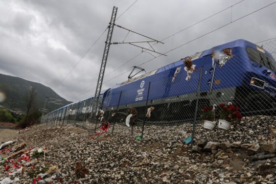 «Αδειάζουν» τους Ιταλούς της Hellenic Train και επιχειρούν να φέρουν τους Γάλλους