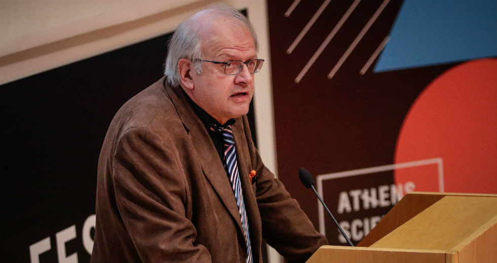 Τσελέντης για εισαγγελική παρέμβαση: «Πόσο χαζός μπορεί να είναι κάποιος;»