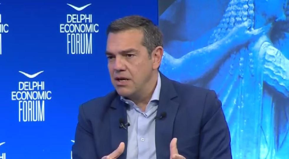 Live η συνέντευξη Τσίπρα στο Φόρουμ των Δελφών