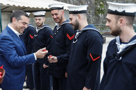 «Μέρες ελπίδας οι σημερινές για τον λαό μας, που προσδοκά Ανάσταση συλλογική»