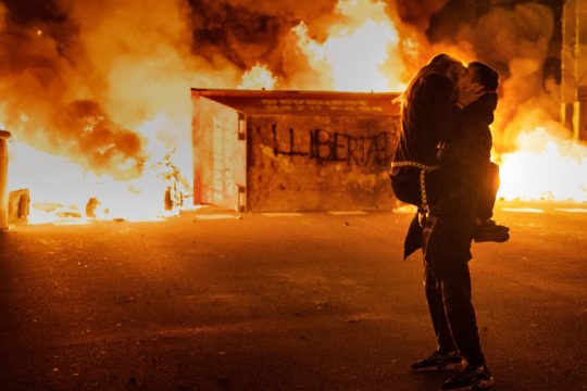 «Αισθάνομαι ότι με βίασαν»: Έξι Ισπανίδες ζητούν δικαιοσύνη για τις πράξεις μυστικού αστυνομικού