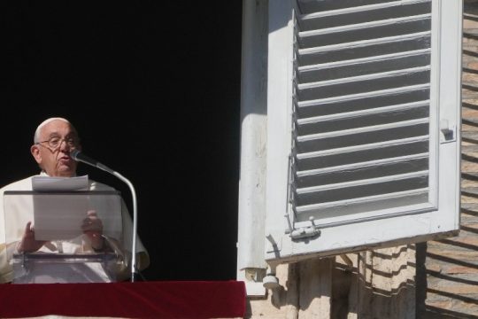 Πάπας Φραγκίσκος: Είμαι ακόμη ζωντανός