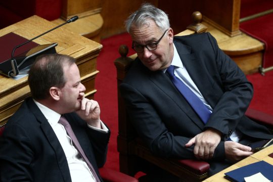 Ο Βορίδης έδωσε… Καραμανλή για την μετάταξη του σταθμάρχη