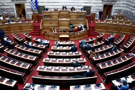 Ευχές για την Ανάσταση από πολιτικούς αρχηγούς και κόμματα