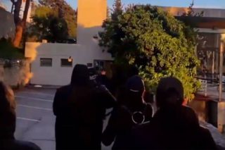 Φασιστικά τριβόλια στους κήπους της Καλαμαριάς