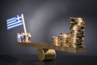 Σενάρια πρόωρης αποπληρωμής ακριβού χρέους