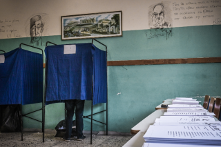 Μήπως πρέπει να αλλάξουμε… λαό;
