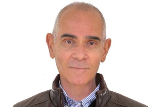 Αντώνης Ρόμπος στην «Εφ.Συν.»: «Οικοδομούμε μια κοινωνία συμπεριληπτική και δίκαιη»