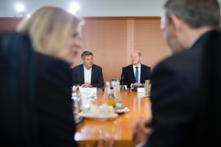 Ενδοκυβερνητικός «εμφύλιος» στη Γερμανία για τα καύσιμα