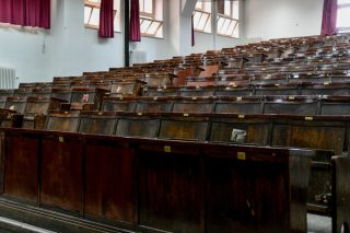 «Φέσια» δύο χρόνων του υπουργείου στους εκδότες πανεπιστημιακών συγγραμμάτων