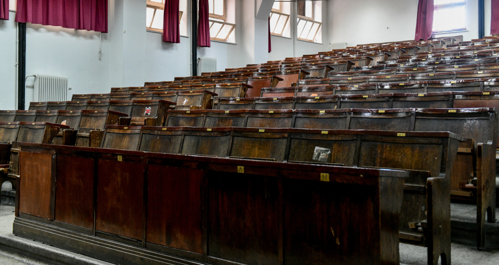 «Φέσια» δύο χρόνων του υπουργείου στους εκδότες πανεπιστημιακών συγγραμμάτων
