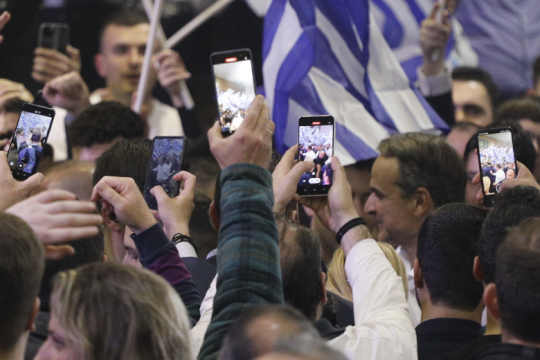 Προεκλογική ατζέντα σε κυκλοθυμική ανισορροπία;