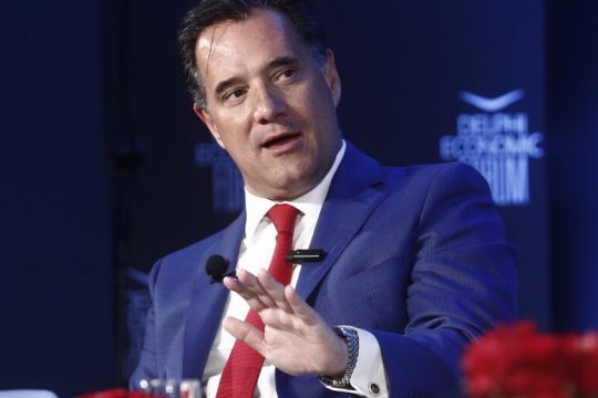 Ο Άδωνις ομολόγησε ότι η ΕΥΠ παρακολουθούσε τον αρχηγό ΓΕΕΘΑ και τον Κ. Χατζηδάκη