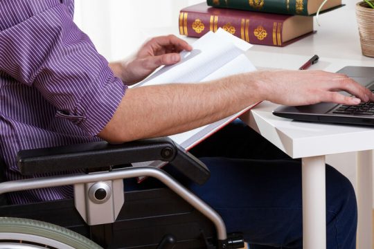 Αρνητική πρωτιά και στους εργαζόμενους με αναπηρία