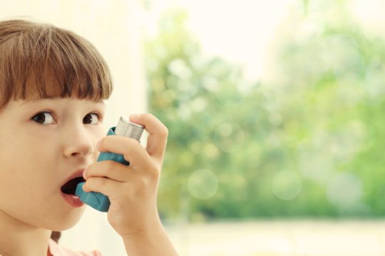 Βρογχικό άσθμα: Eπηρεάζει 300 εκατ. ανθρώπους και προκαλεί περίπου 1.000 θανάτους ημερησίως