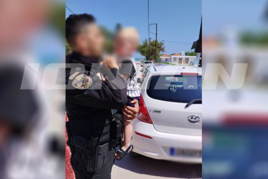 Δανοί τουρίστες στη Ζάκυνθο άφησαν στο αμάξι μωρό και πήγαν για ψώνια
