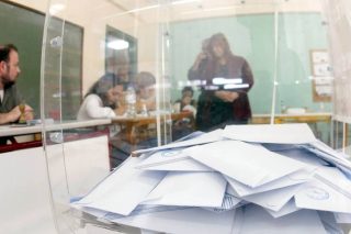 Ποια «απλή αναλογική»;