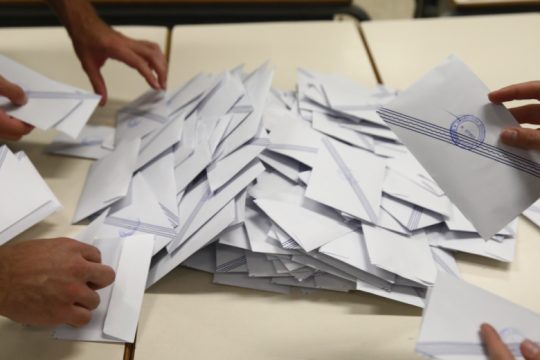 Ανανεωμένοι κατάλογοι ετεροδημοτών για τις βουλευτικές στις 25 Ιουνίου