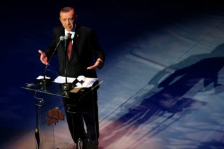 Εκλογές σε κλίμα εμφυλίου στην Τουρκία