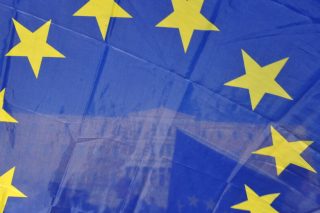 Οι «μένουμε Ευρώπη» μετακόμισαν στις ΗΠΑ