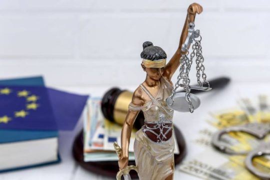 Πρόταση-σχέδιο της Κομισιόν για καταπολέμηση της διαφθοράς σε ευρωπαϊκό επίπεδο
