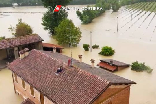 Εισαγγελική έρευνα για τους θανάτους απ’ τις πλημμύρες στην Ιταλία