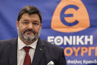 Χέρι χέρι και με τον Φαήλο Κρανιδιώτη