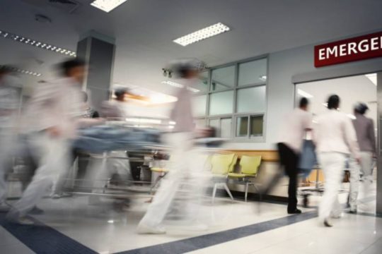 Δεύτερη σε υπερβάλλουσα θνητότητα η Ελλάδα τον Μάρτιο λόγω Covid στην Ε.Ε.