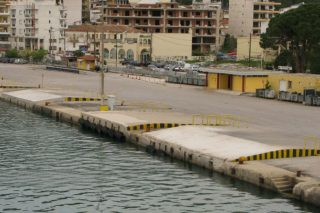 Οταν η Αυτοδιοίκηση γίνεται κομματικό φυλάκιο