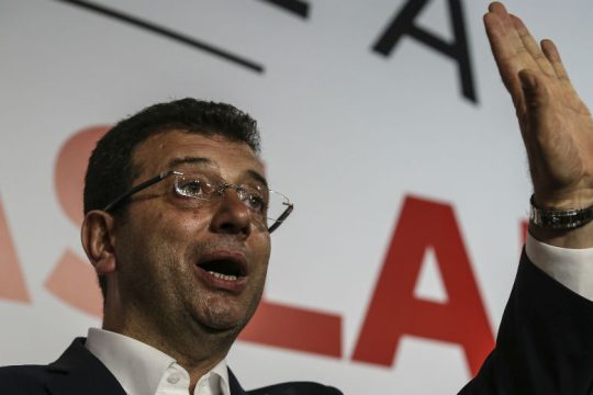 «Κρεσέντο» αυταρχισμού από Ερντογάν: Δίωξη Ιμάμογλου για κατασκοπεία
