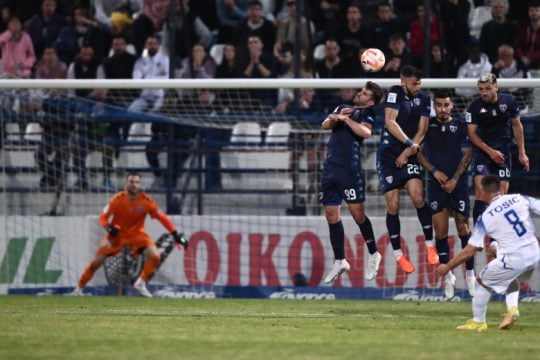 Χρυσός βαθμός για τη Λαμία που έριξε τον Ιωνικό από τη Super League